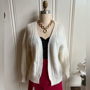 Cardigan Glam